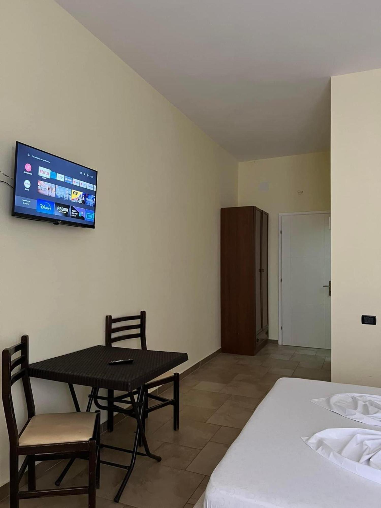 Hotel Antik Golem  Ngoại thất bức ảnh